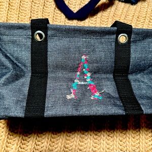 Thirty one bags small utility tote